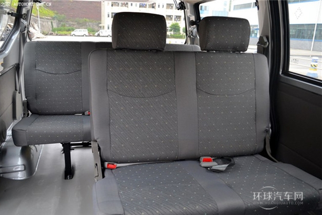 2011款 1.0L豪華型LF466Q