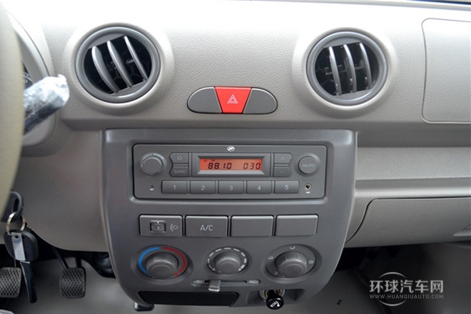 2011款 1.0L豪華型LF466Q