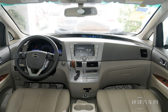 2013款 2.4L 自動尊貴型