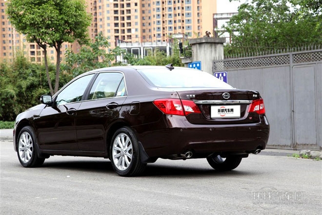 2013款 1.5TI 手動尊貴型