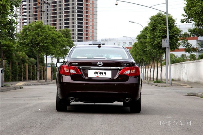 2013款 1.5TI 手動(dòng)尊貴型