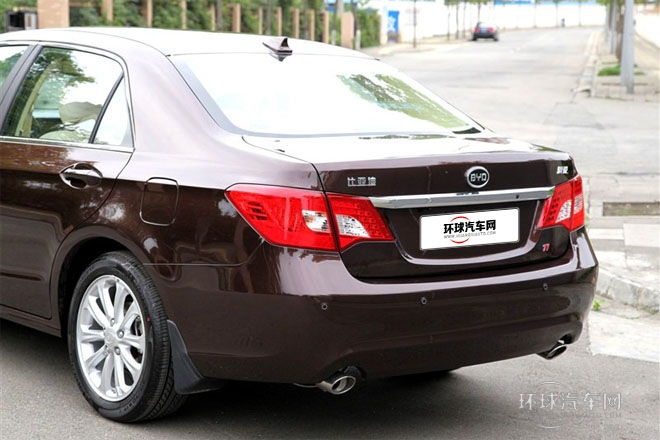 2013款 1.5TI 手動尊貴型