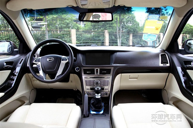 2013款 1.5TI 手動尊貴型