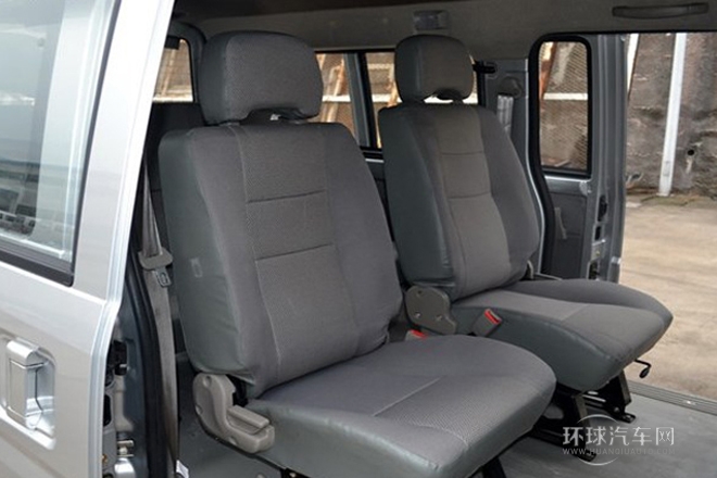 2011款 1.3L豪華型