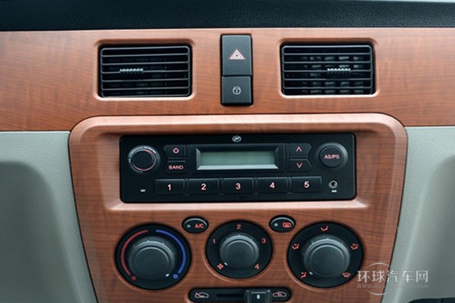 2011款 1.3L豪華型