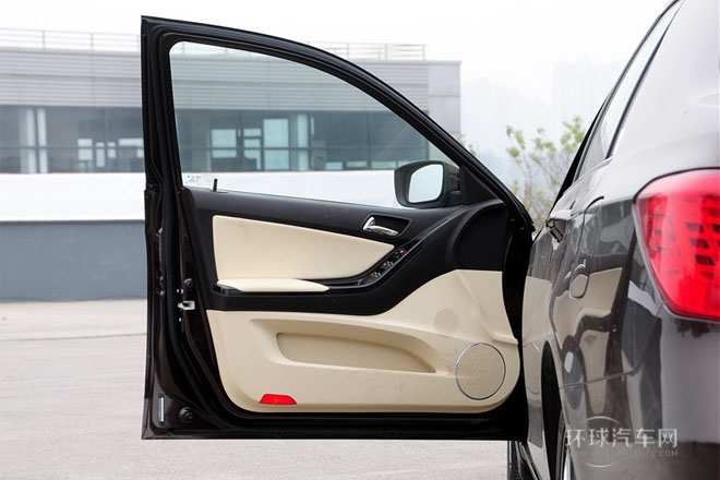 2013款 1.5TID 自動尊貴型