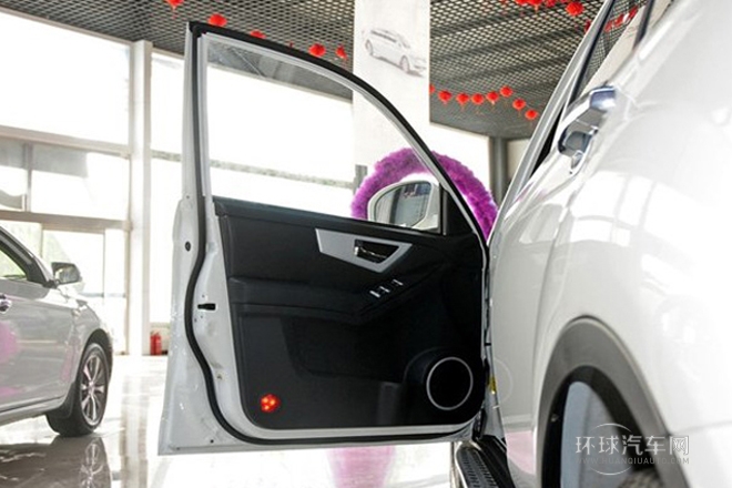 2013款 1.8L 冠軍版