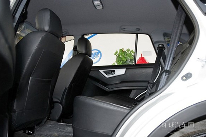 2013款 1.8L 冠軍版