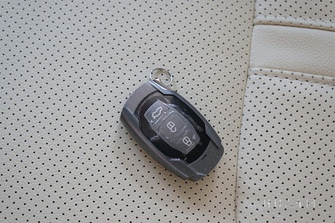 2013款 1.5TID 自動(dòng)尊享型