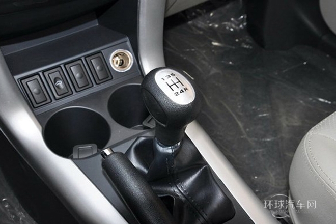 2012款 1.8L 標準型