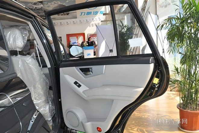 2012款 發現版 1.8L 舒適型