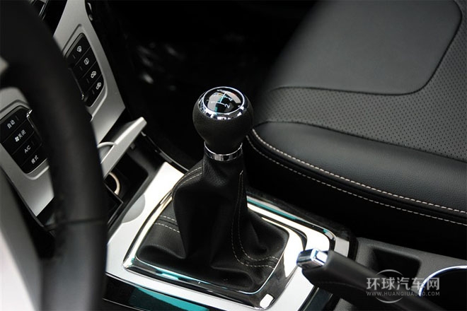 2014款 1.5L 手動舒適型