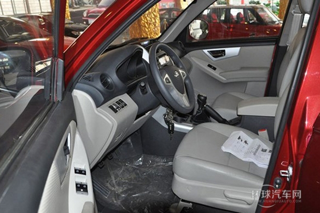 2012款 發(fā)現(xiàn)版 1.8L 豪華型