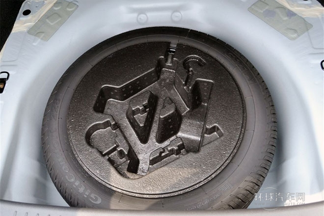 2014款 1.5L 手動舒適型