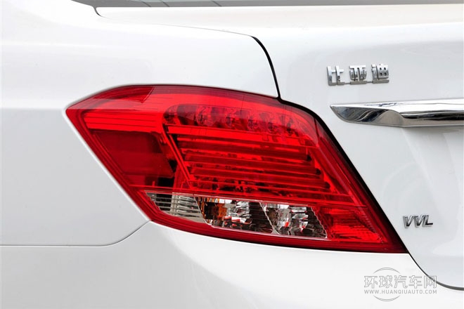 2014款 1.5L 手動(dòng)豪華型