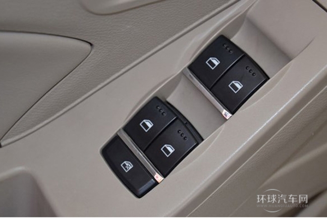 2014款 越級版 1.5L 標準型