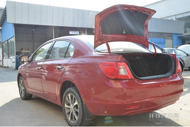 2014款 越級版 1.5L 豪華型