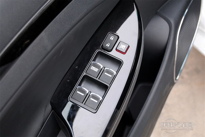 2014款 1.5TI 手動豪華型