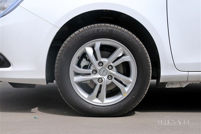 2014款 1.5TI 手動豪華型