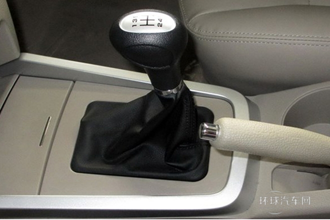 2013款 1.8L 舒雅標準型