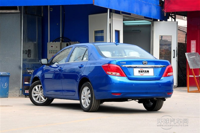 2012款 1.5L 手動(dòng)豪華型