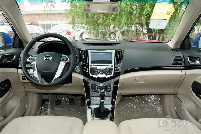 2012款 1.5L 手動豪華型