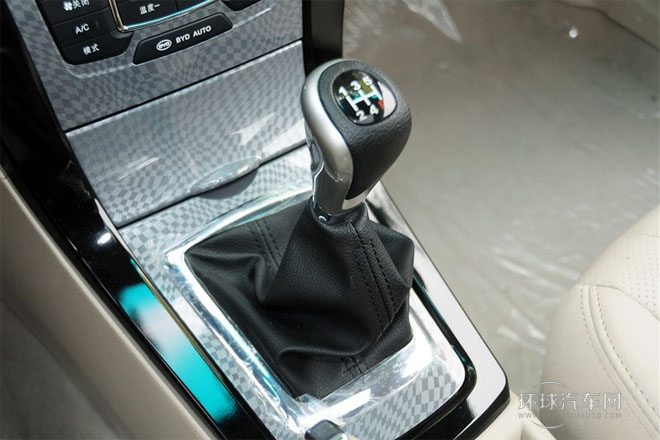 2012款 1.5L 手動豪華型