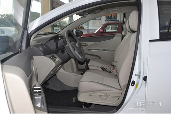 2014款 1.3L 手動(dòng)標(biāo)準(zhǔn)型