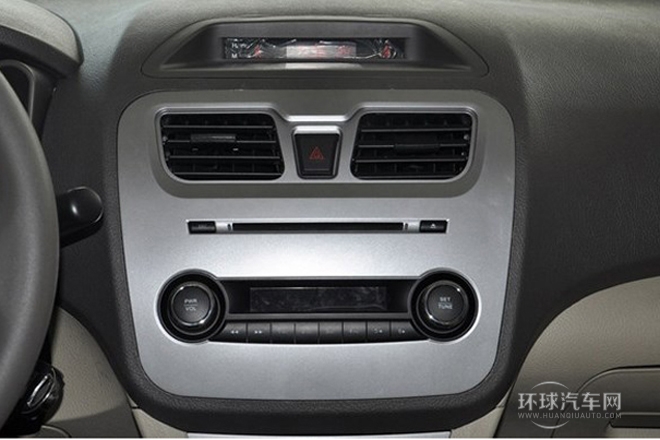 2014款 1.3L 手動(dòng)標(biāo)準(zhǔn)型