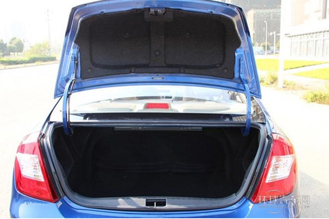 2014款 1.5L 手動(dòng)標(biāo)準(zhǔn)型