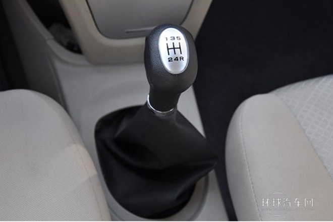 2014款 1.5L 手動標準型