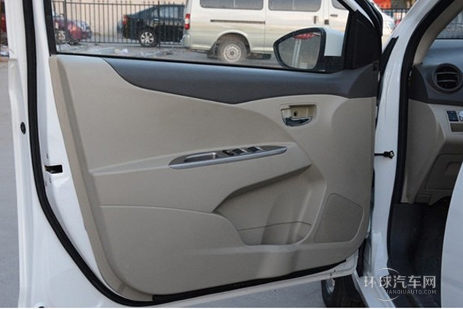 2014款 1.5L CVT豪華型