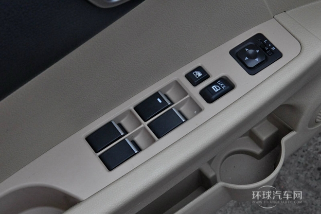 2013款 1.5L 手動舒適型CNG