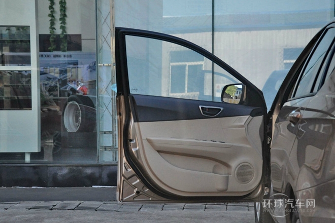 2013款 1.5L 手動舒適型CNG