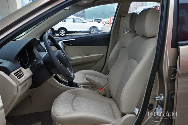 2013款 1.5L 手動舒適型CNG