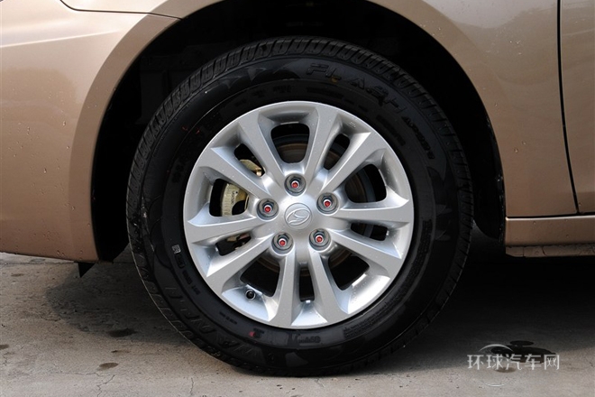 2013款 1.5L 手動標準型CNG