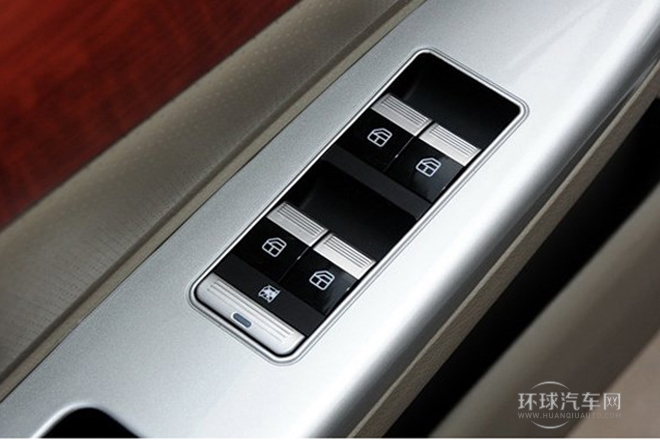 2012款 1.5L 手動舒適A型