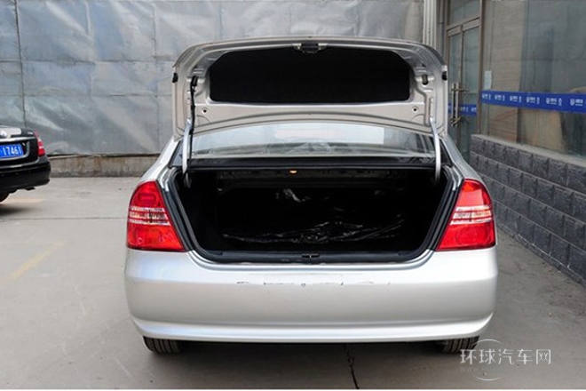 2012款 1.5L 手動舒適A型