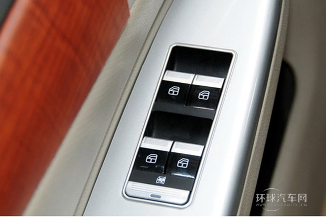 2012款 1.5L 手動舒適B型