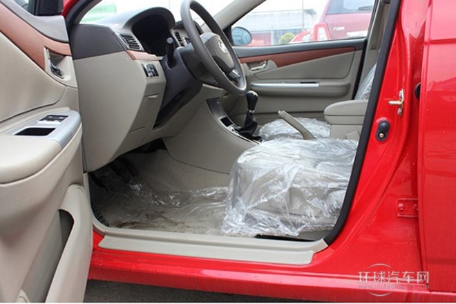 2012款 1.5L 手動豪華型