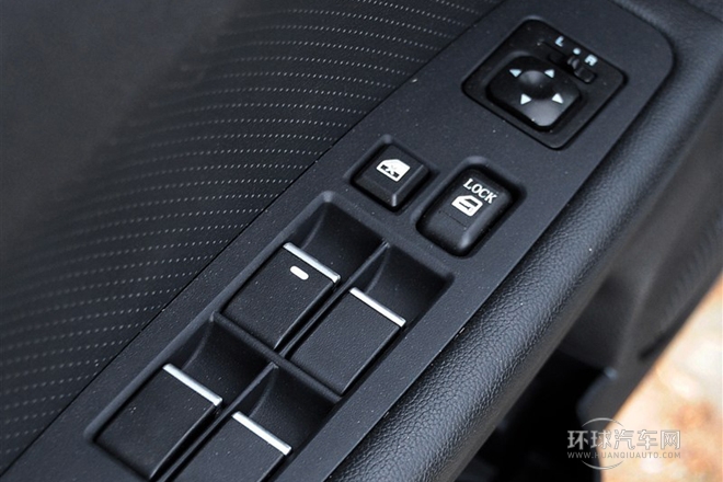 2014款 1.5T 手動趣控型