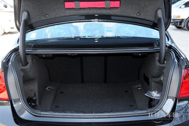 2014款 320i 進(jìn)取型