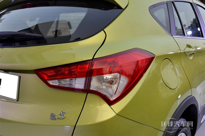 2014款 1.6L 手動智尊型