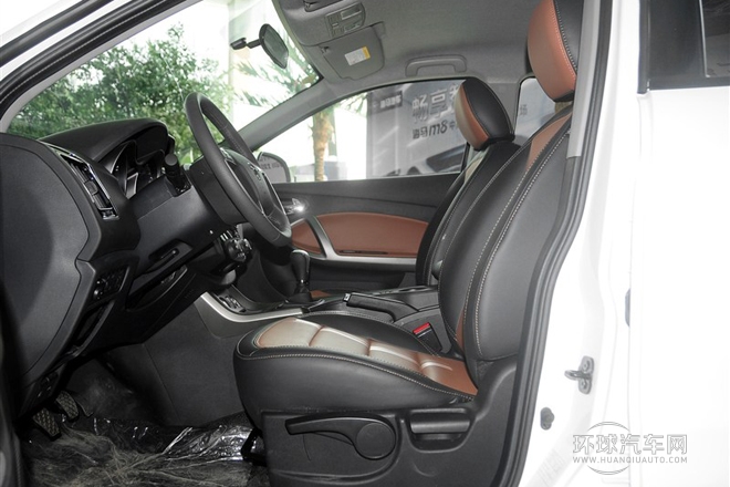 2014款 1.6L 手動(dòng)智騁型