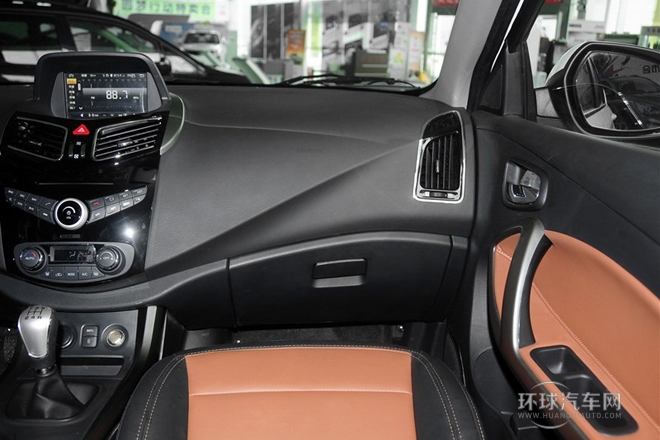 2014款 1.6L 手動智騁型