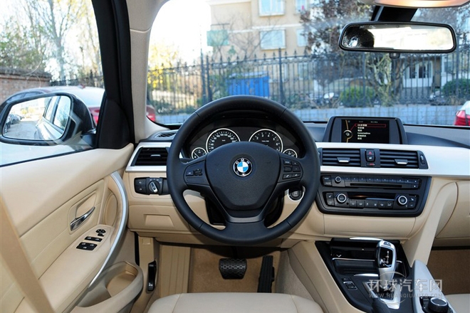 2014款 320i 時(shí)尚型