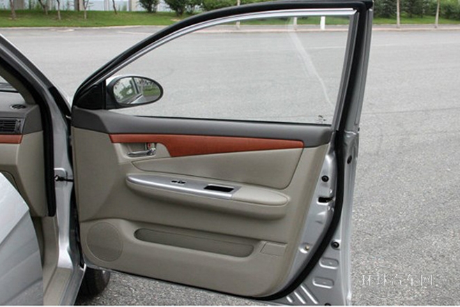 2012款 1.5L 手動舒適B型CNG