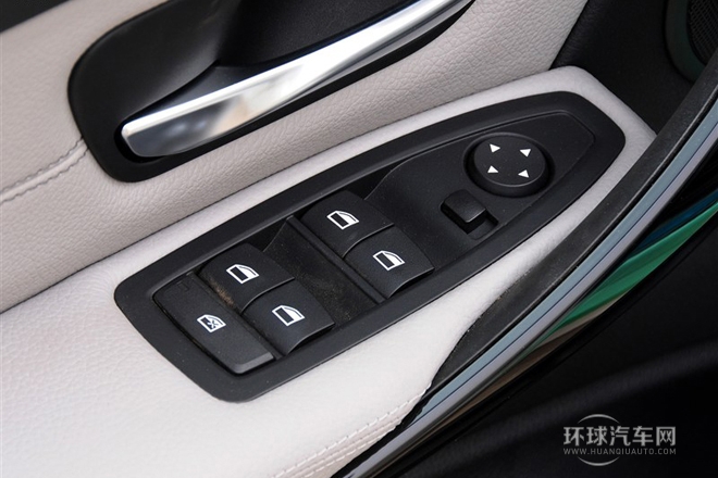 2014款 320i 運(yùn)動設(shè)計(jì)套裝