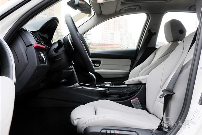 2014款 320i 運動設計套裝