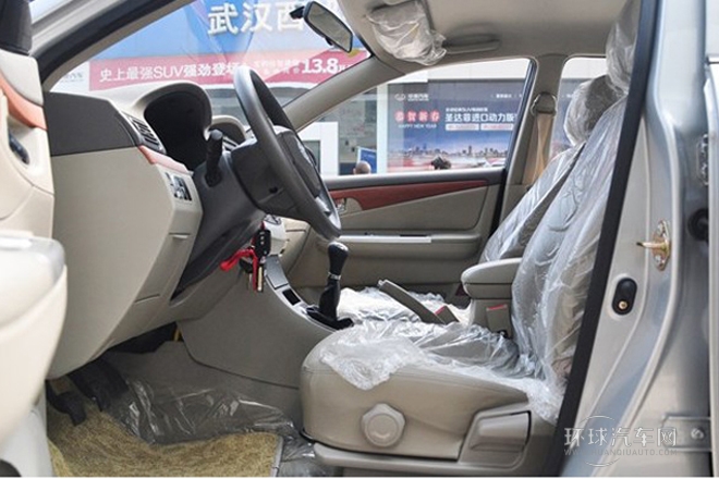 2012款 1.5L 手動(dòng)豪華型CNG